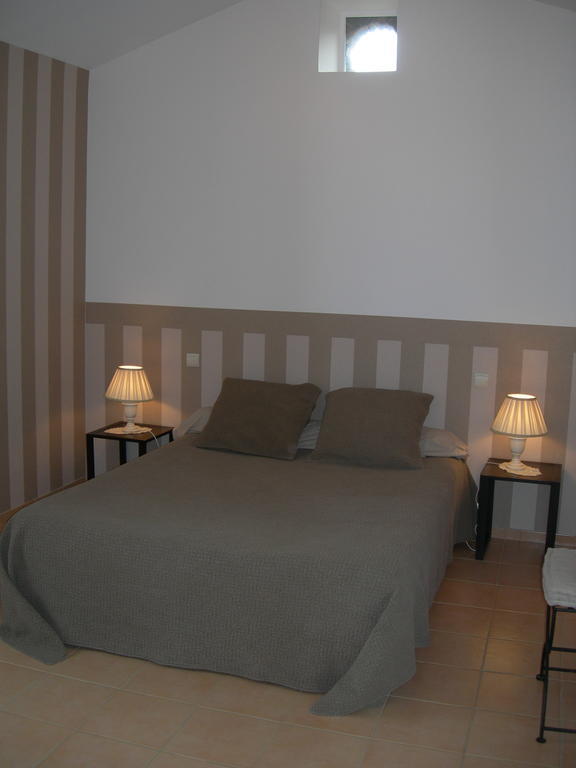 Chambres D'Hotes Cote Cevennes Saint-Martin-de-Valgalgues Room photo